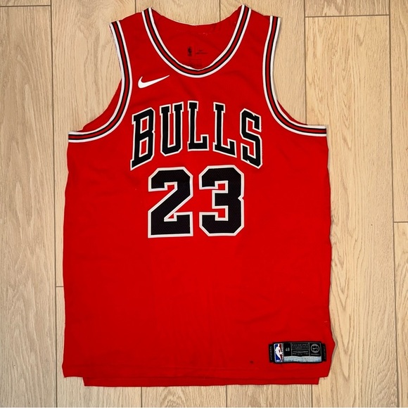 NBA Other - Michael Jordan 23 Chicago Bulls Red Icon Jersey Size Large Limited Edition